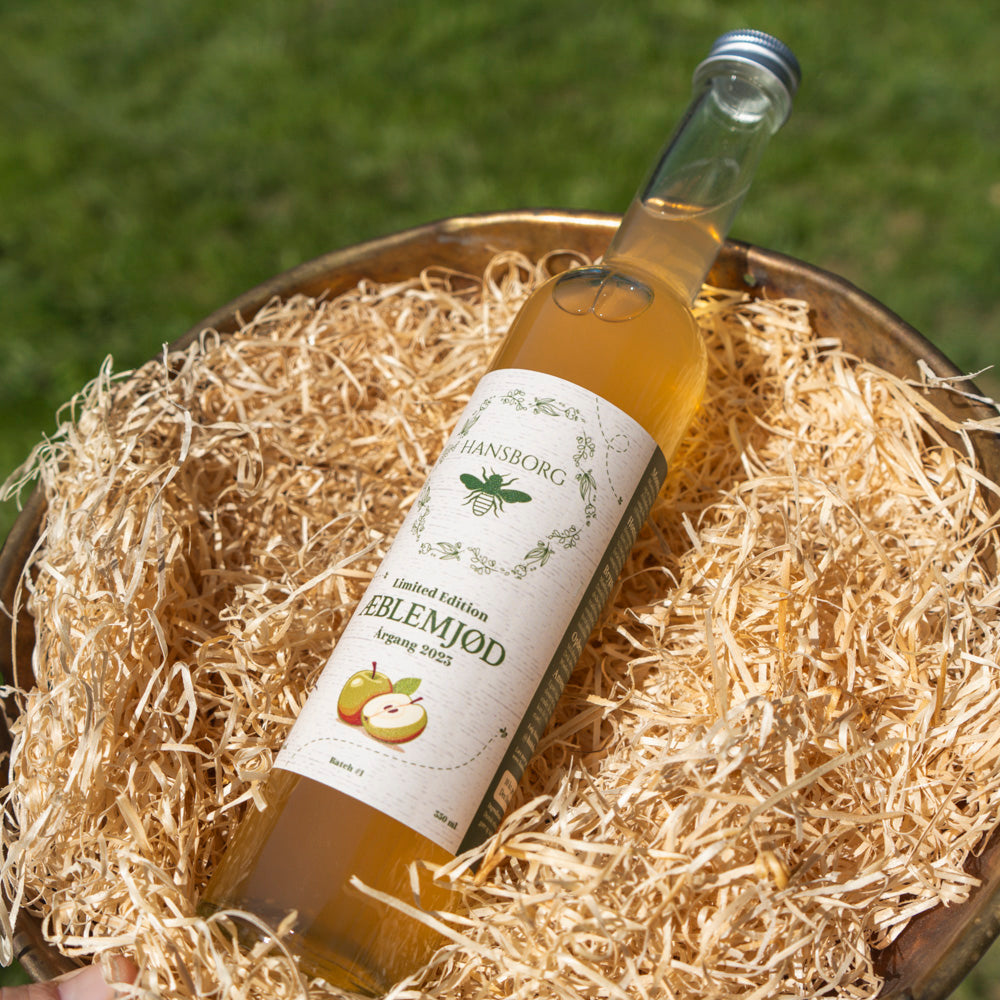 Hansborg honning æble mjød i gavekurv