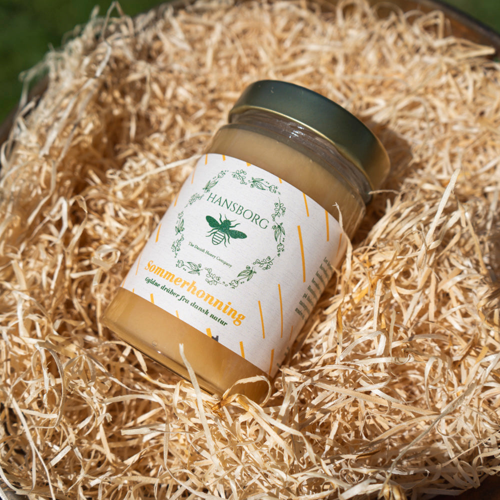 Hansborg mørk sommerhonning i gavekurv